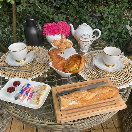 Chez Patou Bed & Breakfast Laval  Ngoại thất bức ảnh